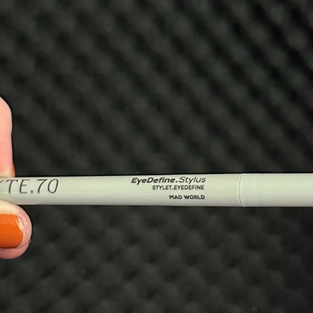 FLYTE.70 EyeDefine.Stylus
